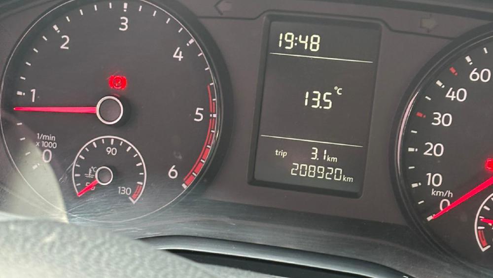 55715