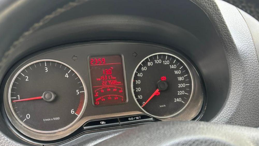 56323