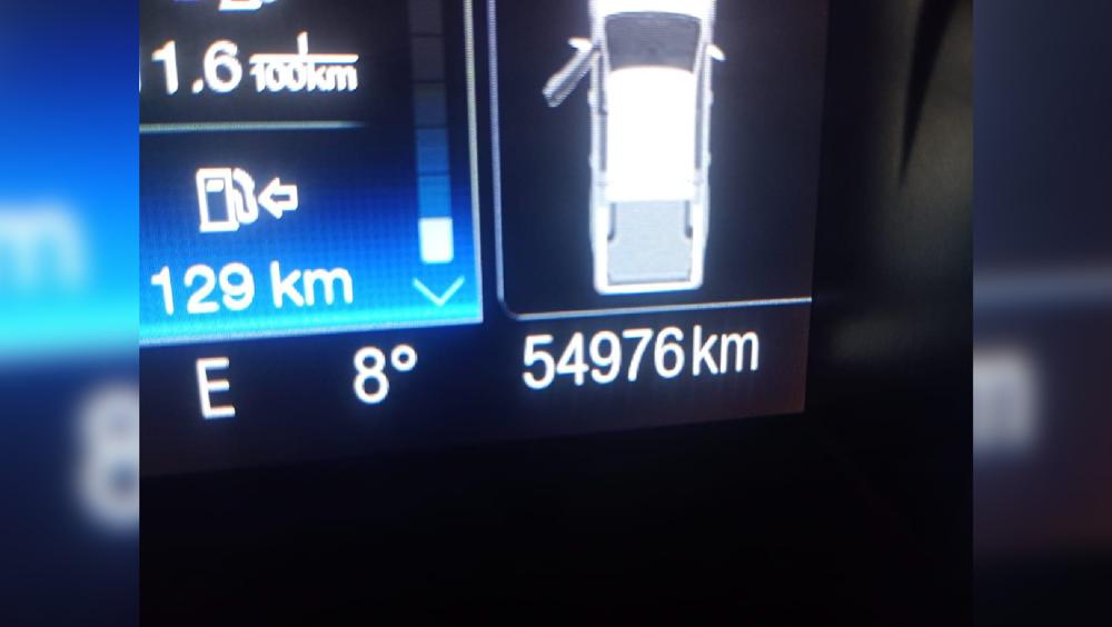 57253
